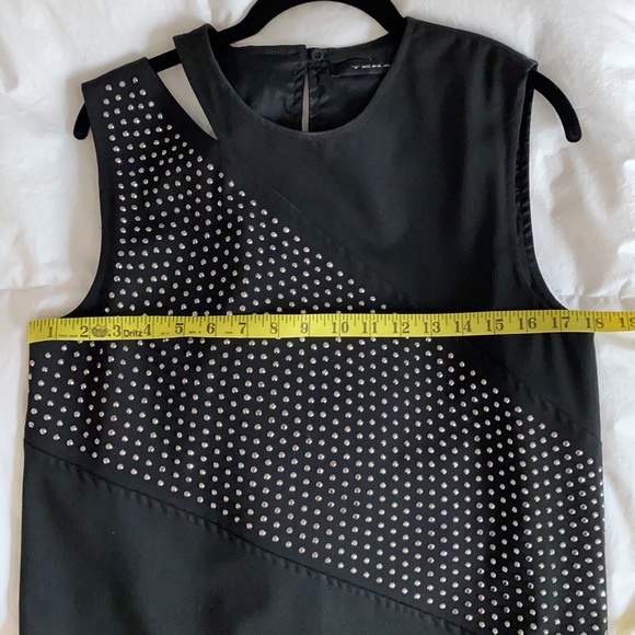 Fabulous piece…tunic with “ready to party” studs - Picture 8 of 11